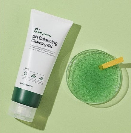 클렌징폼 저자극 약산성 건성 아침세안제 클렌징폼 200ml /  pH밸런싱 클렌징 젤