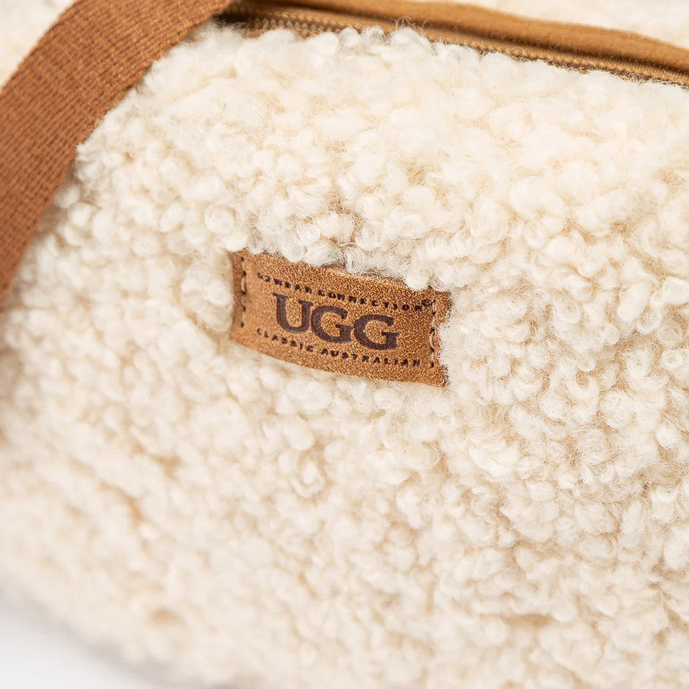 어그 헤이즐 크로스 백 B013 / Ugg Hazel Cross Body Bag
