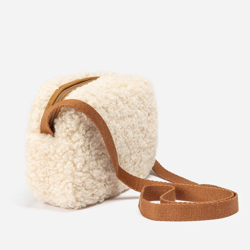 어그 헤이즐 크로스 백 B013 / Ugg Hazel Cross Body Bag