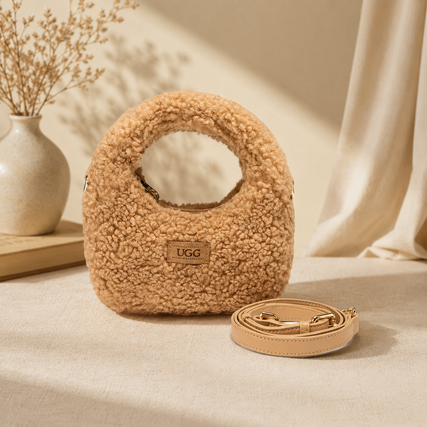 어그 모모 시어링 숄더백 OZB020 / UGG Momo Shearling Small Bag