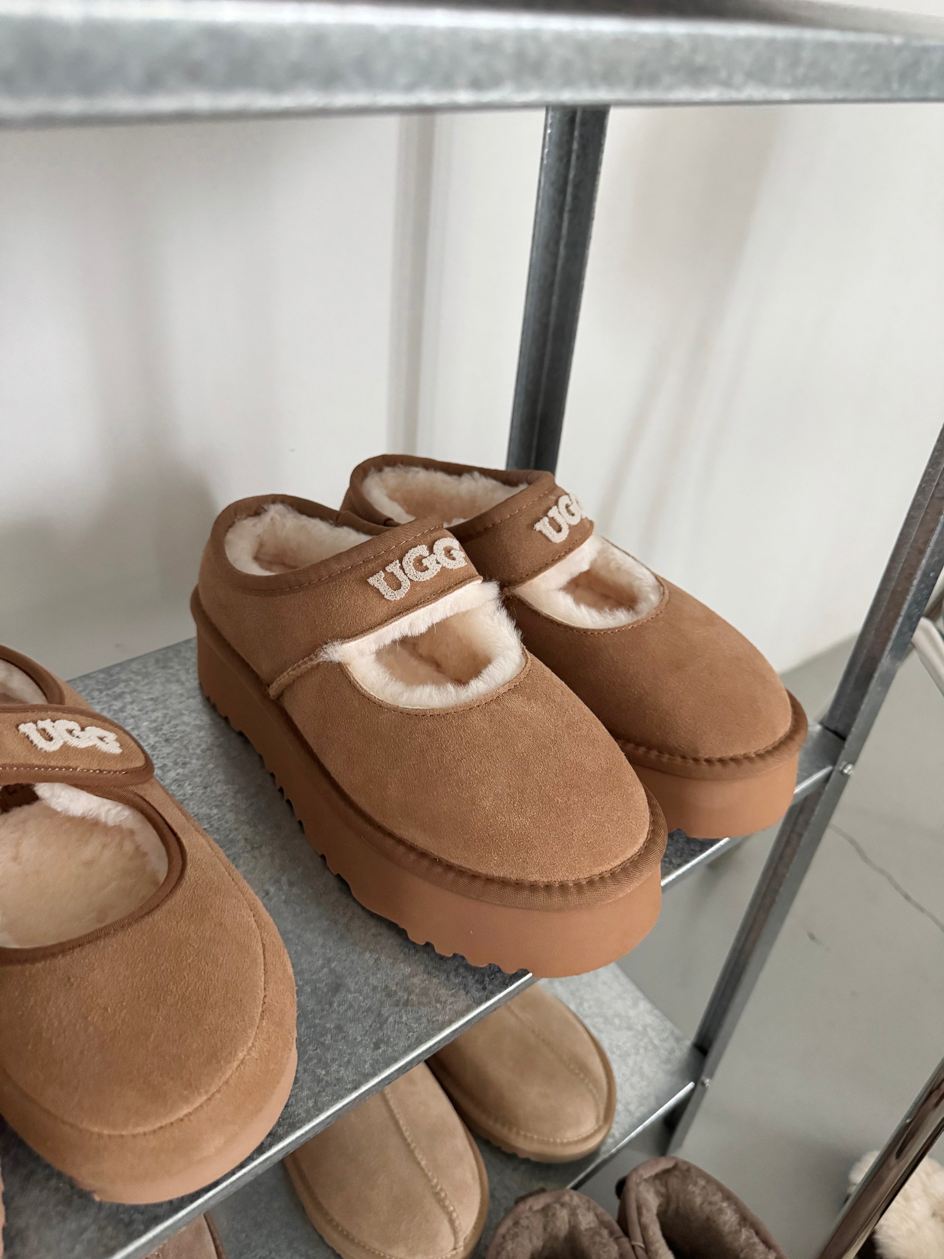 UGG 메리제인 (Mary Jane )/ 메리제인 굽 (Platform Mary Jane)